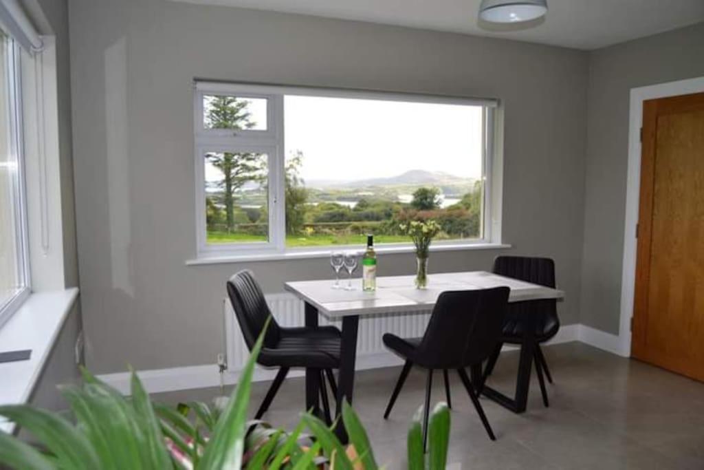 Twin Lake View - Bungalow In Pontoon ฟอกซ์ฟอร์ด ภายนอก รูปภาพ